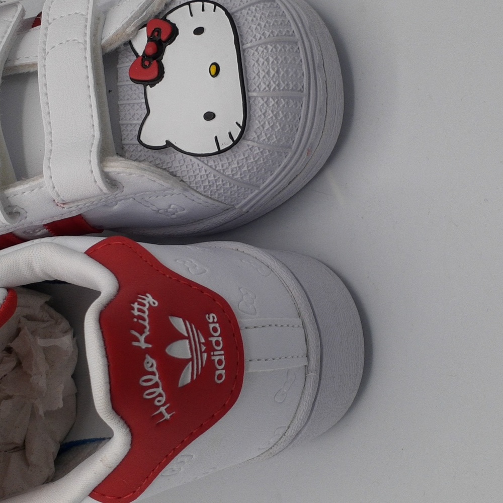NIB ADIDAS ORIGINALS HELLO KITTY SUPERSTAR CF C KIDS GIRLS SHOES SIZE 2Y - Picture 6 of 10